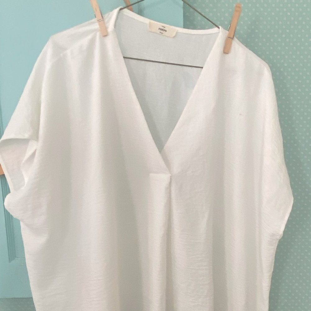 women's top, v-neck, dropped shoulder, blousy pullover